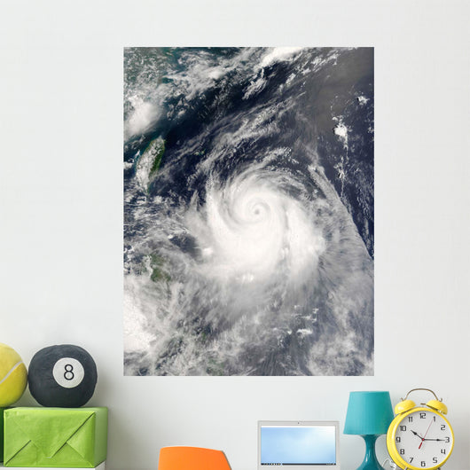 Typhoon Ewiniar Wall Decal