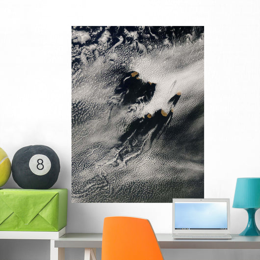 Ship-wave-shaped Wave Clouds and Wall Decal