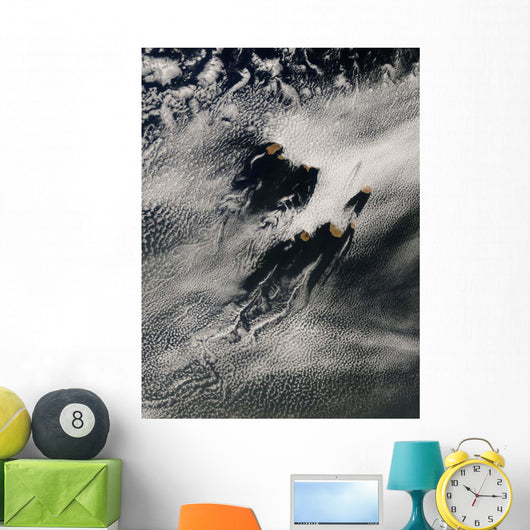 Ship-wave-shaped Wave Clouds and Wall Decal