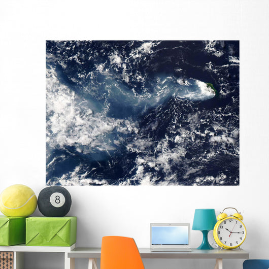 Eruption Piton La Fournaise Wall Decal