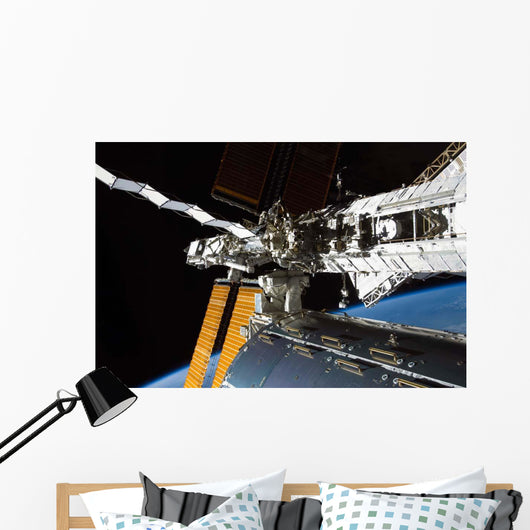 Portion Columbus Laboratory Starboard Wall Decal