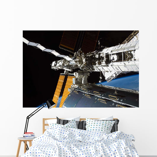 Portion Columbus Laboratory Starboard Wall Decal