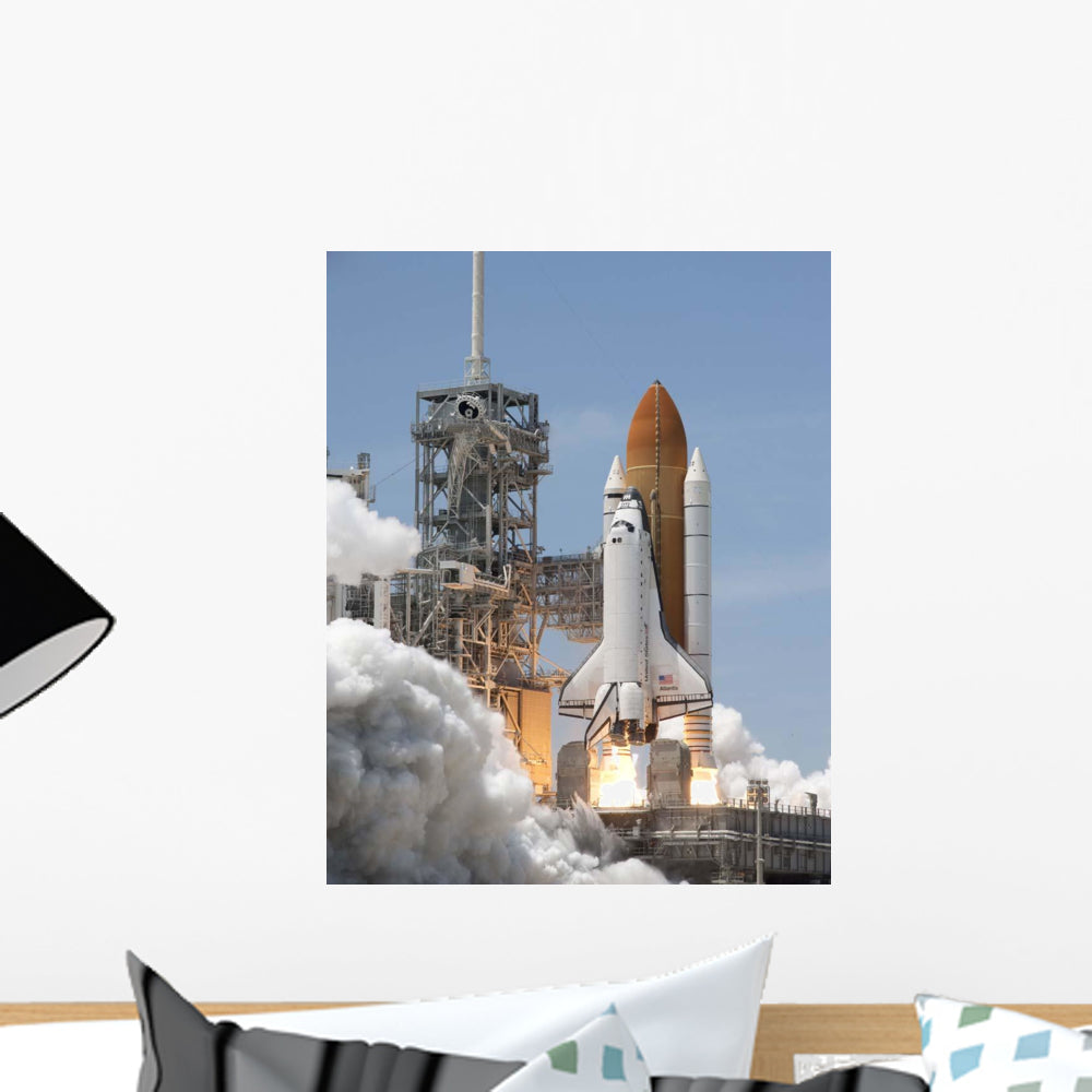 Atlantis' Twin Solid Rocket Wall Decal - WallMonkeys.com – Wallmonkeys