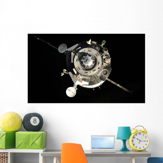 Soyuz Tma-17 Spacecraft Departs Wall Decal