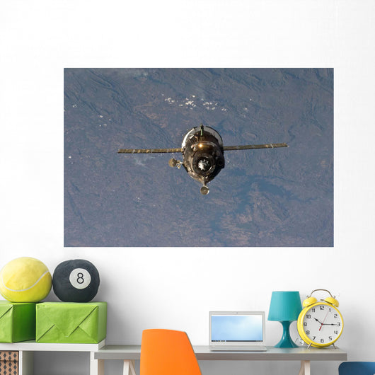 Soyuz Tma-19 Spacecraft Wall Decal Design 2