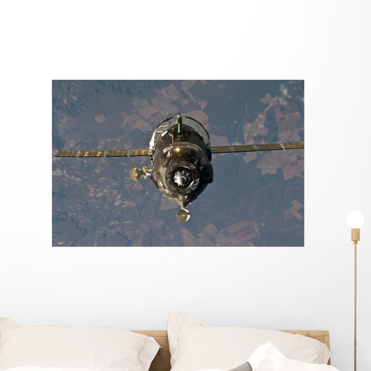 Soyuz Tma-19 Spacecraft Wall Decal Design 1