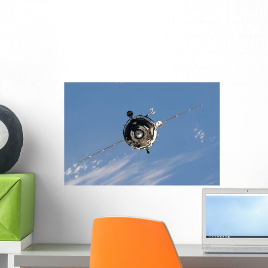 Soyuz Tma-01m Spacecraft Wall Decal Design 2