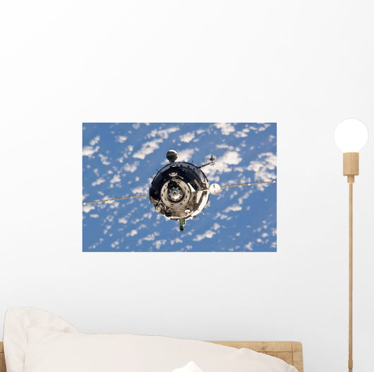 Soyuz Tma-01m Spacecraft Wall Decal Design 1